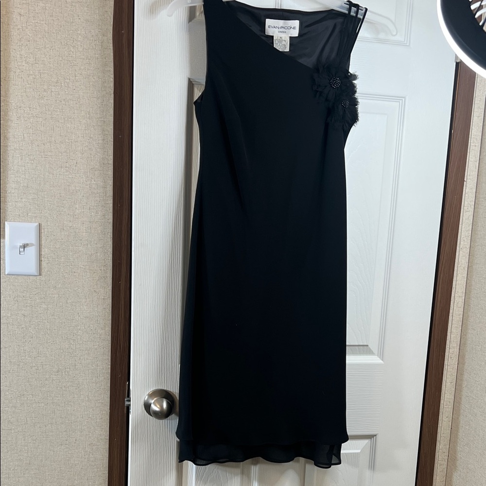 Evan Picone Black One Shoulder Dress